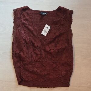 Express Lace Sleeveless Top in Burgundy